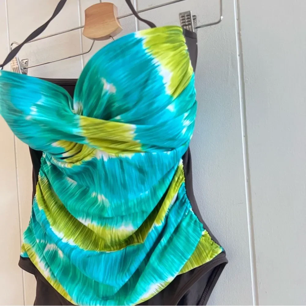 La Blanca One Piece Swimsuit